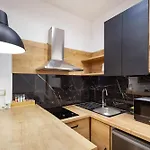 Апартаменты Imperial Residences West
