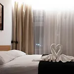 Imperial Residences West Апартаменты