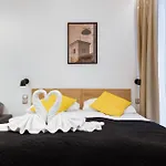 Апартаменты Imperial Residences West