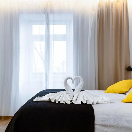 Imperial Residences West * Rijeka